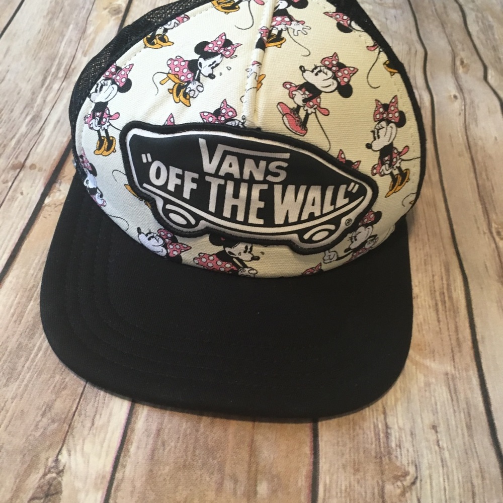 Vans Off The Wall Minnie Mouse SnapBack Hat